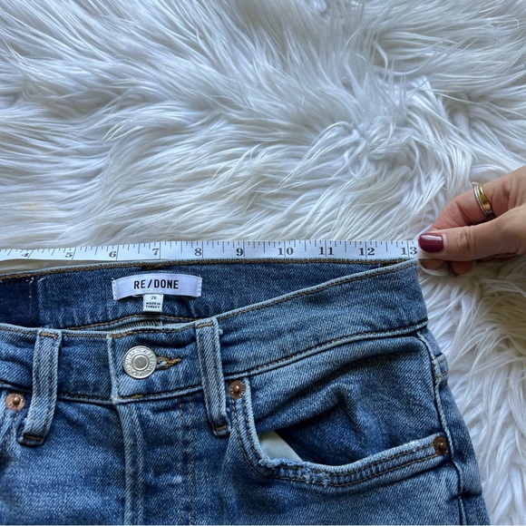 Re/Done 90s high rise ankle crop jeans  in Dusk Destroy - Picture 11 of 13